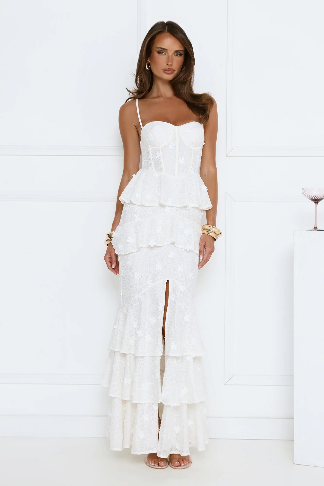 Luxury White Prom Dresses with Lace Fabric Strapless Corset Bodice and Tiered Ruffle Skirt