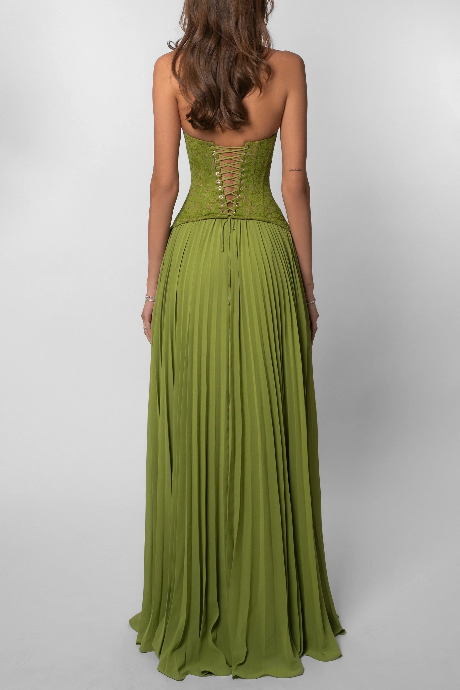 Olive Green Halter Lace Corset Pleated Chiffon Floor Length Prom Dress – Koutun Dress