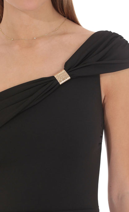 Prom Dress Black One Shoulder Maxi Dress With Ruched Waist Detail Gold Accent Floor Length Formal Evening Party Gown