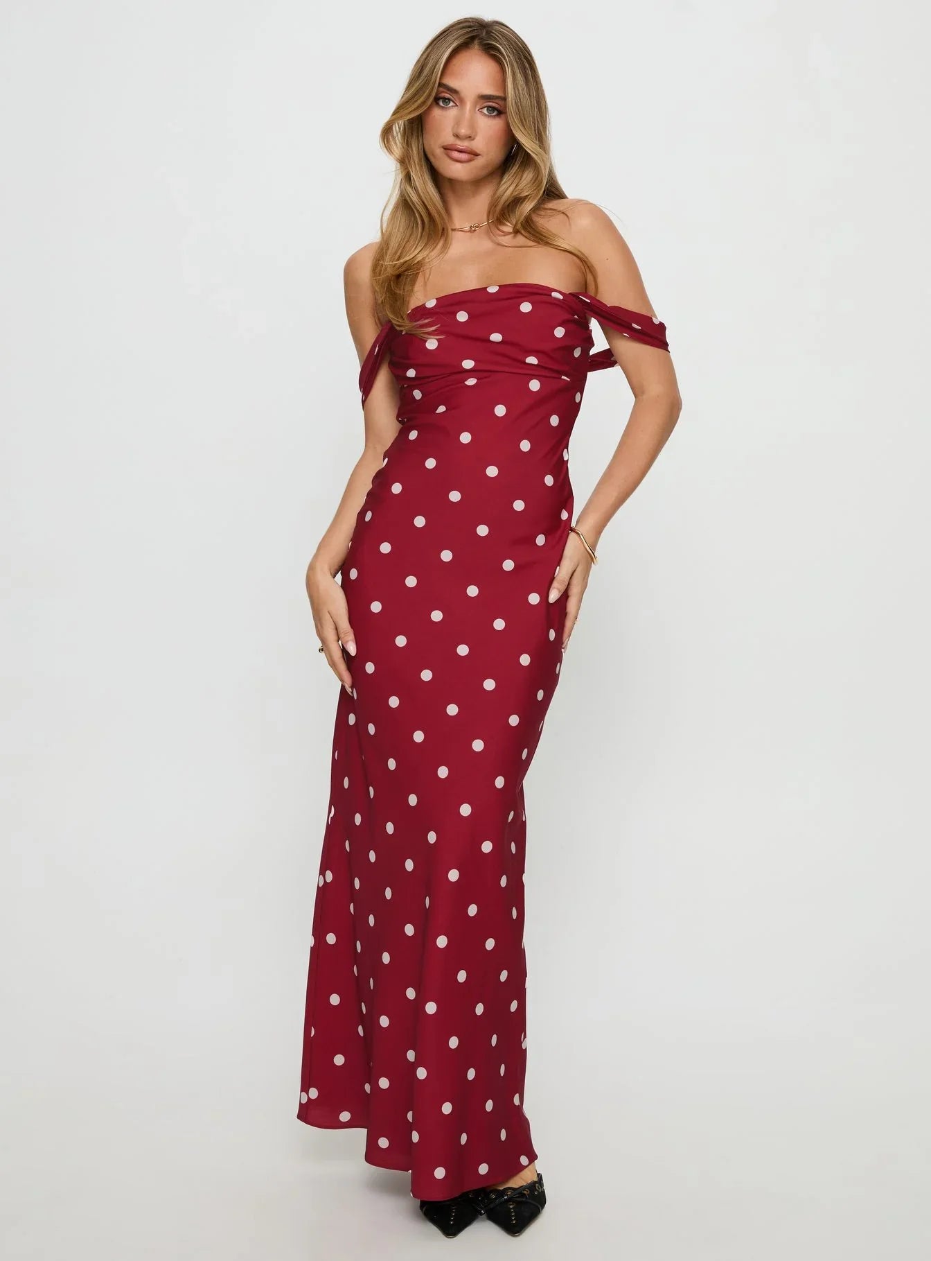 Red Off Shoulder Polka Dot Prom Dress with Form Fitting Silhouette for Formal Events and Prom Nights