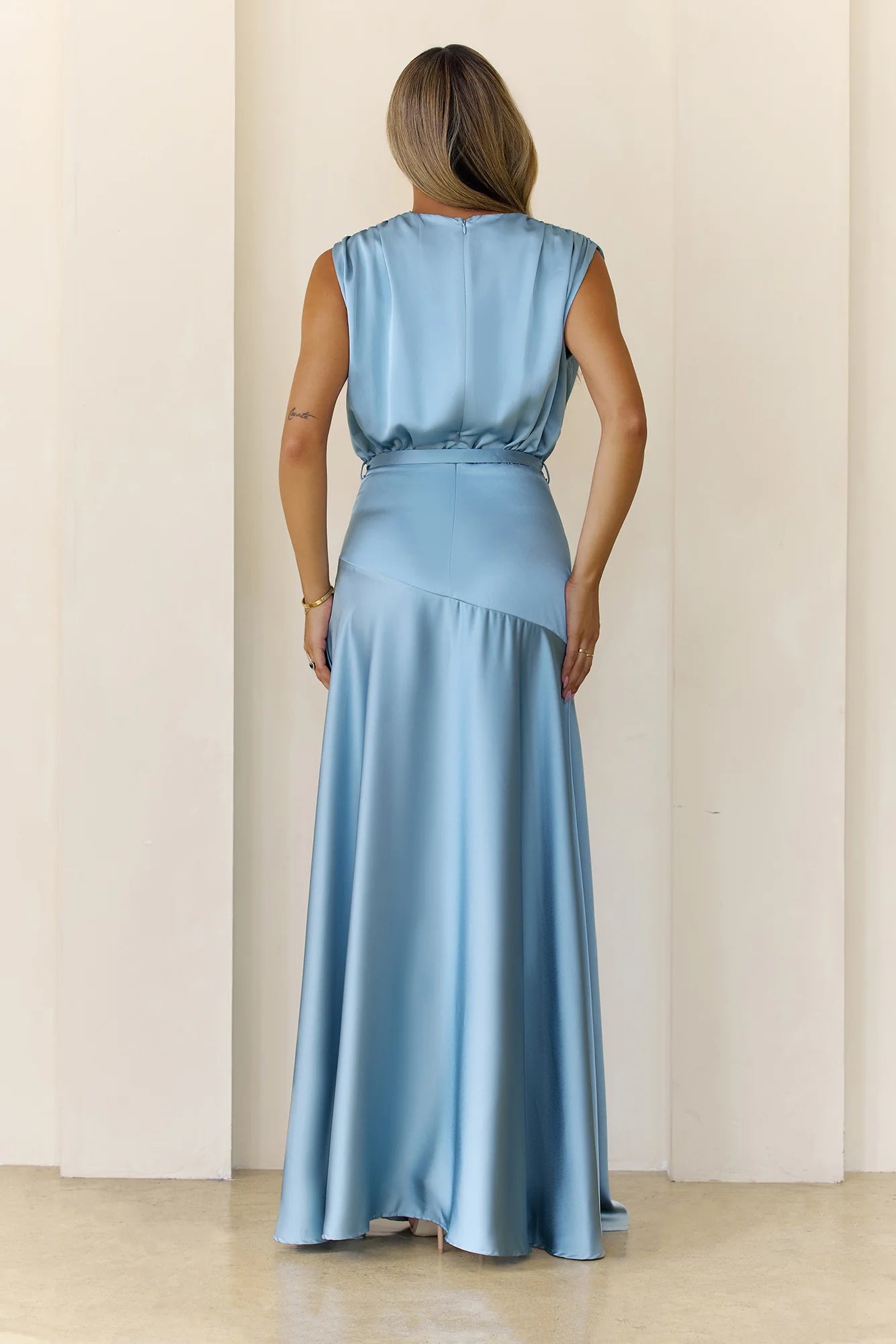 Sky Blue Maxi Evening Dresses with Satin V Neck Twist Front Waist Tie and High Side Slit