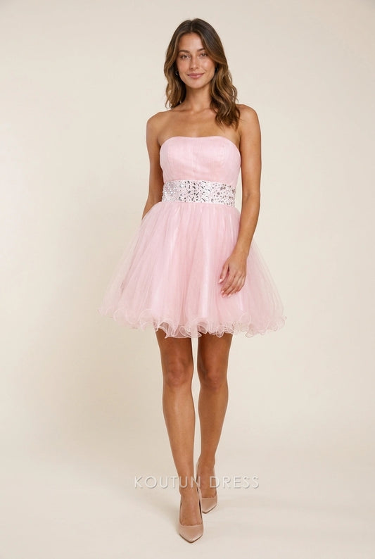 Sparkling light pink A-line homecoming dress with sweetheart neckline.
