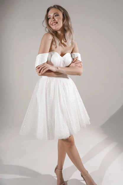 Sparkling A-Line Sweetheart Cap Sleeve Chic White Short Wedding Dress for Brides