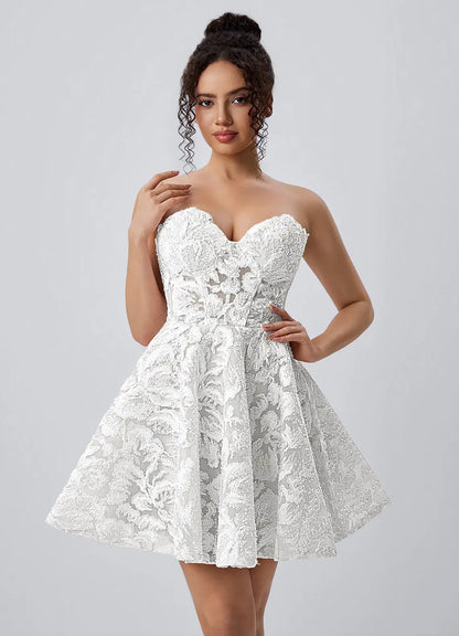Sparkling A-Line Sweetheart Sleeveless Beaded White Short Homecoming Dress