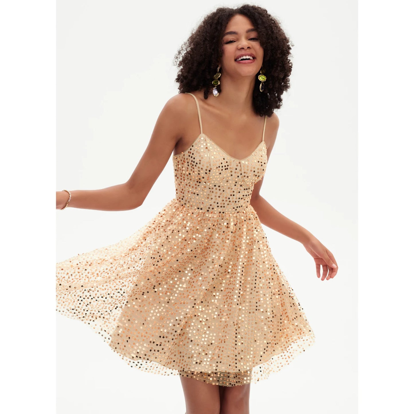 Sparkling A-Line Sweetheart Sleeveless Sequin Shimmer Champagne Short Homecoming Dress for Women