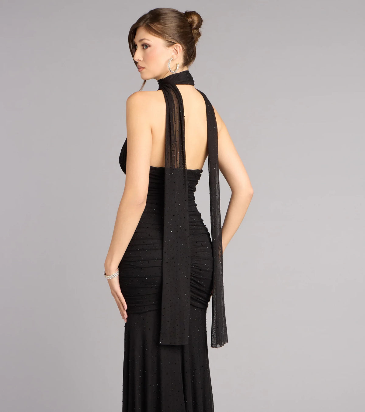 Sparkling Mermaid Halter Neck Sleeveless Ruched Slit Black Floor-Length Evening Gown