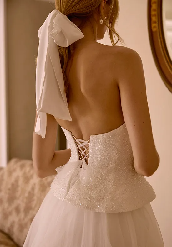 Strapless Sparkly Beaded Corset Tulle A-Line Wedding Dress Lace Up Back With Detachable Bow