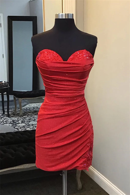 Koutun Sweetheart Red Appliques Ruched Short Homecoming Dress, front view.