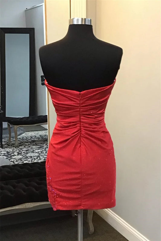 Koutun Sweetheart Red Appliques Ruched Short Homecoming Dress, side view with ruched detailing.