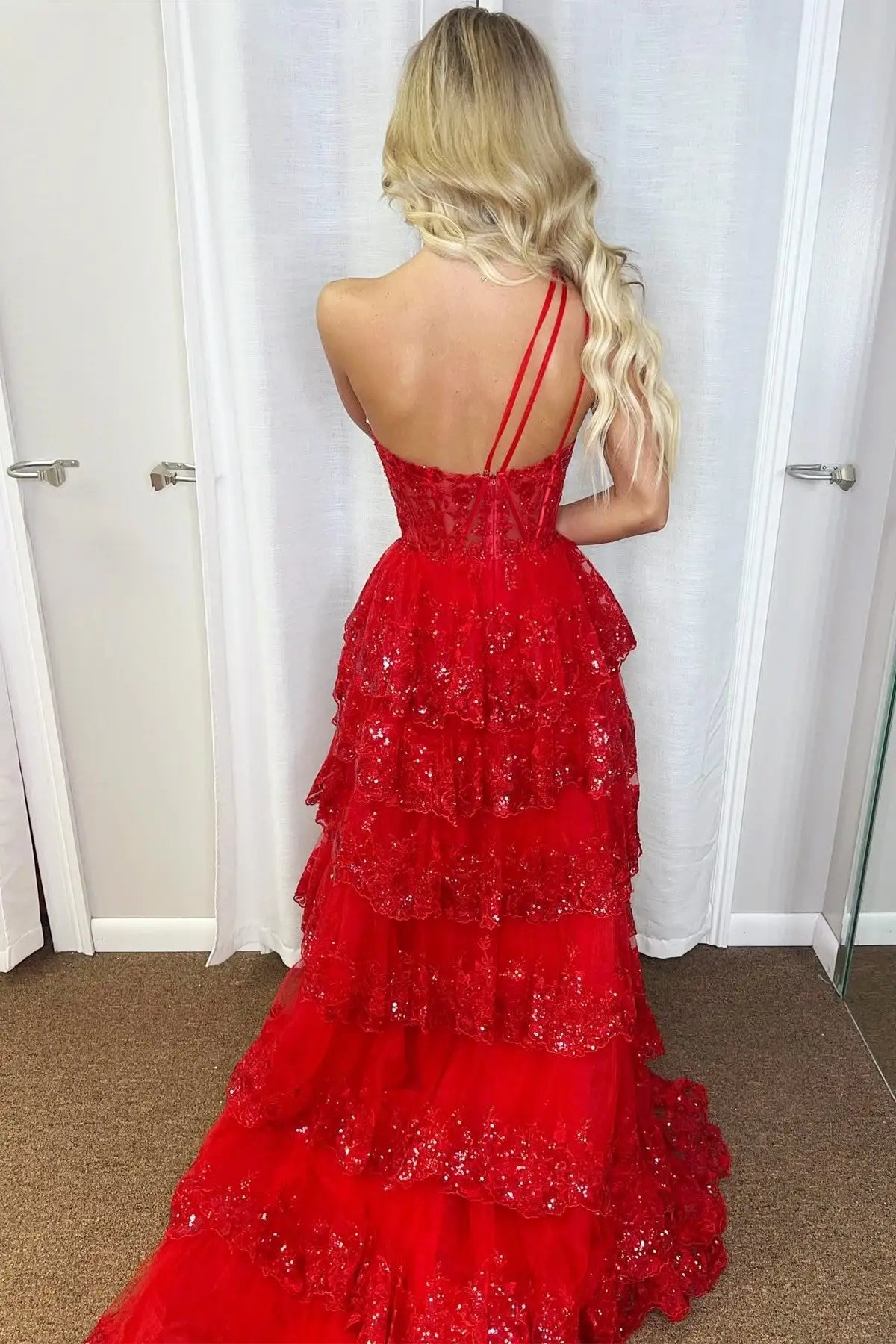 Stunning A-Line One-Shoulder Sleeveless Tiered Slit Red Long Prom Dresses Women