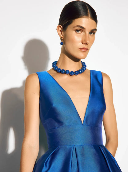 Stunning A-Line V-Neck Sleeveless Pleated Pocket Royal Blue Maxi Evening Dresses Women Gown