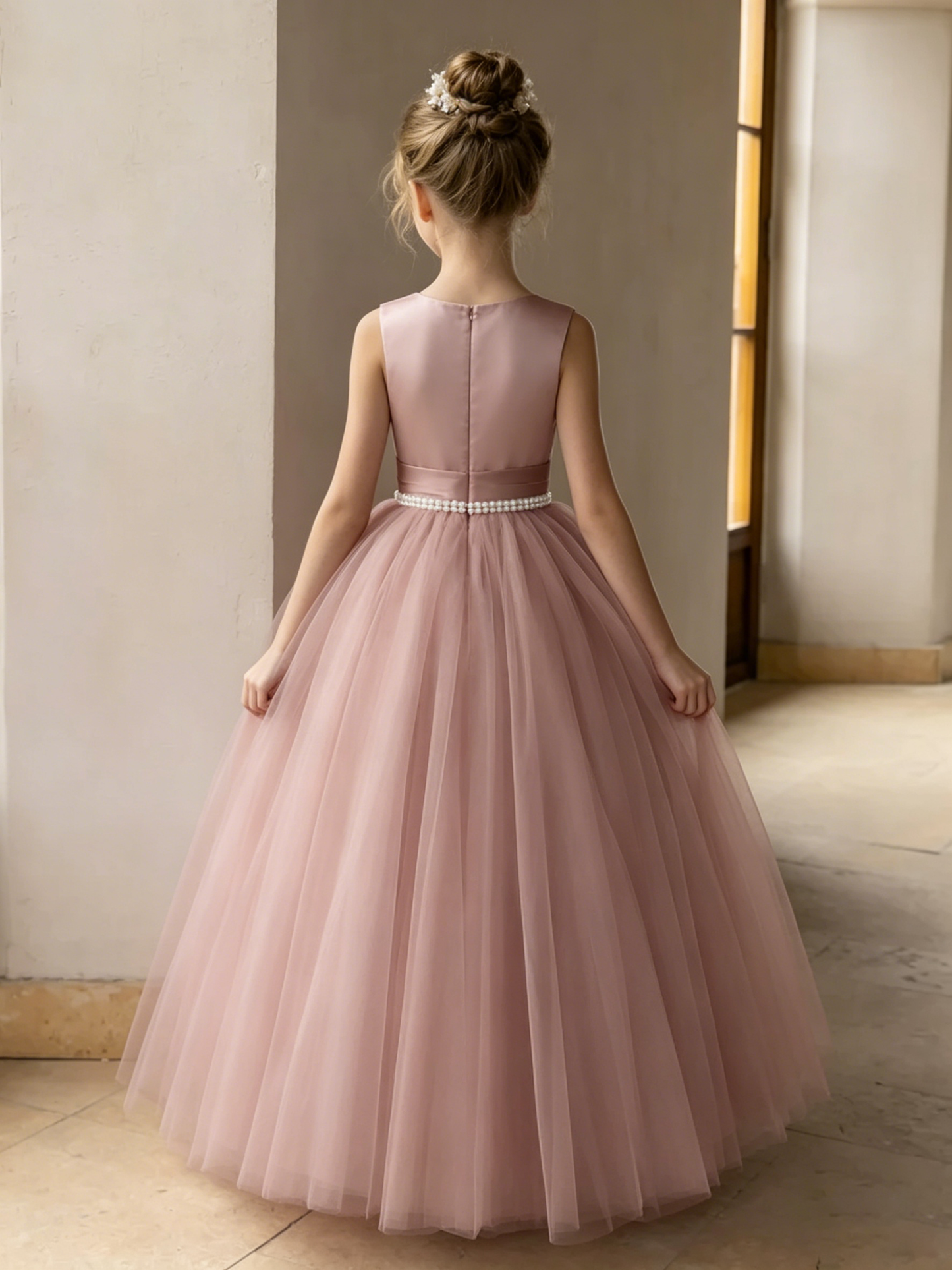 Tulle Ball Gown/Princess Flower Girl Dresses With Pearls & Satin Bowknot