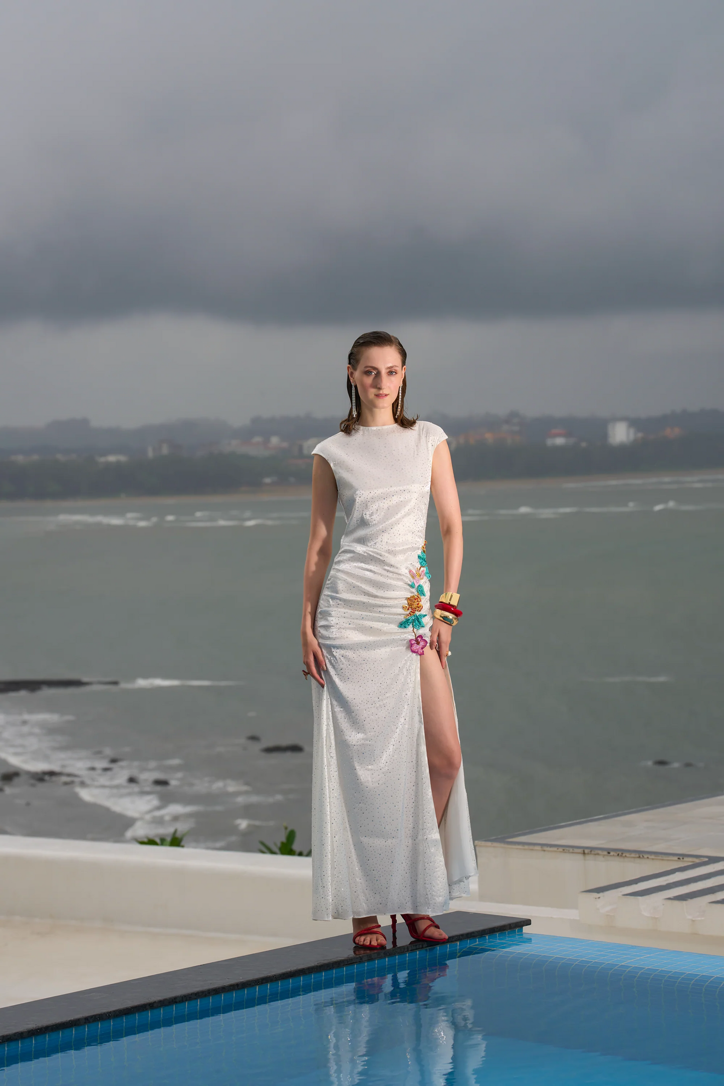 White Satin Mermaid Round Neck Cap Sleeve Rhinestone Embellished Floral Applique High Slit Floor Length Formal Evening Prom Dress