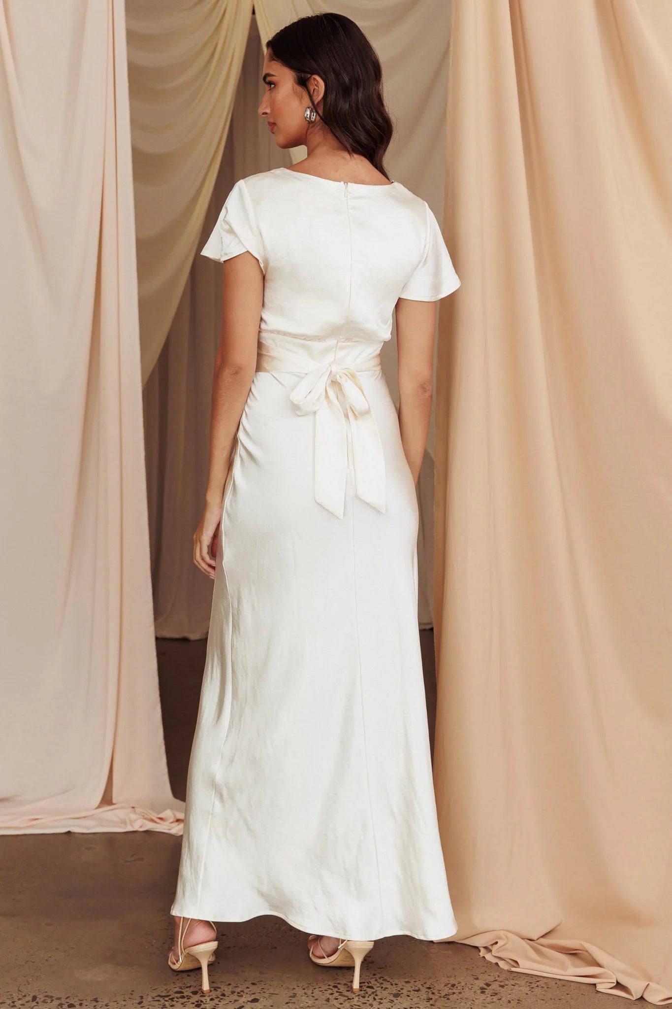 White Satin Twist Front Cutout Flutter Sleeve Tie Back Maxi Prom Dress