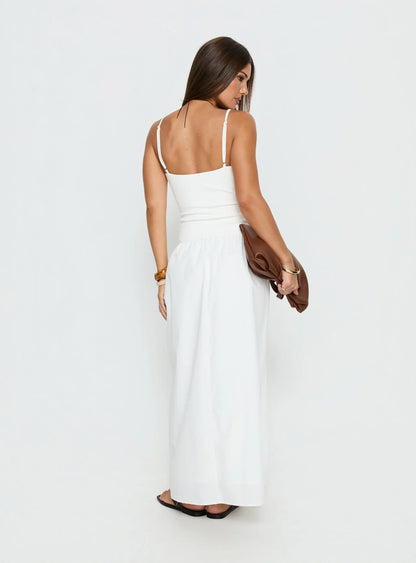 White Spaghetti Strap Prom Dress with Square Neckline and Tiered Skirt for Formal Events and Prom Nights