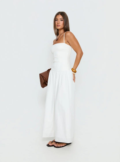 White Spaghetti Strap Prom Dress with Square Neckline and Tiered Skirt for Formal Events and Prom Nights