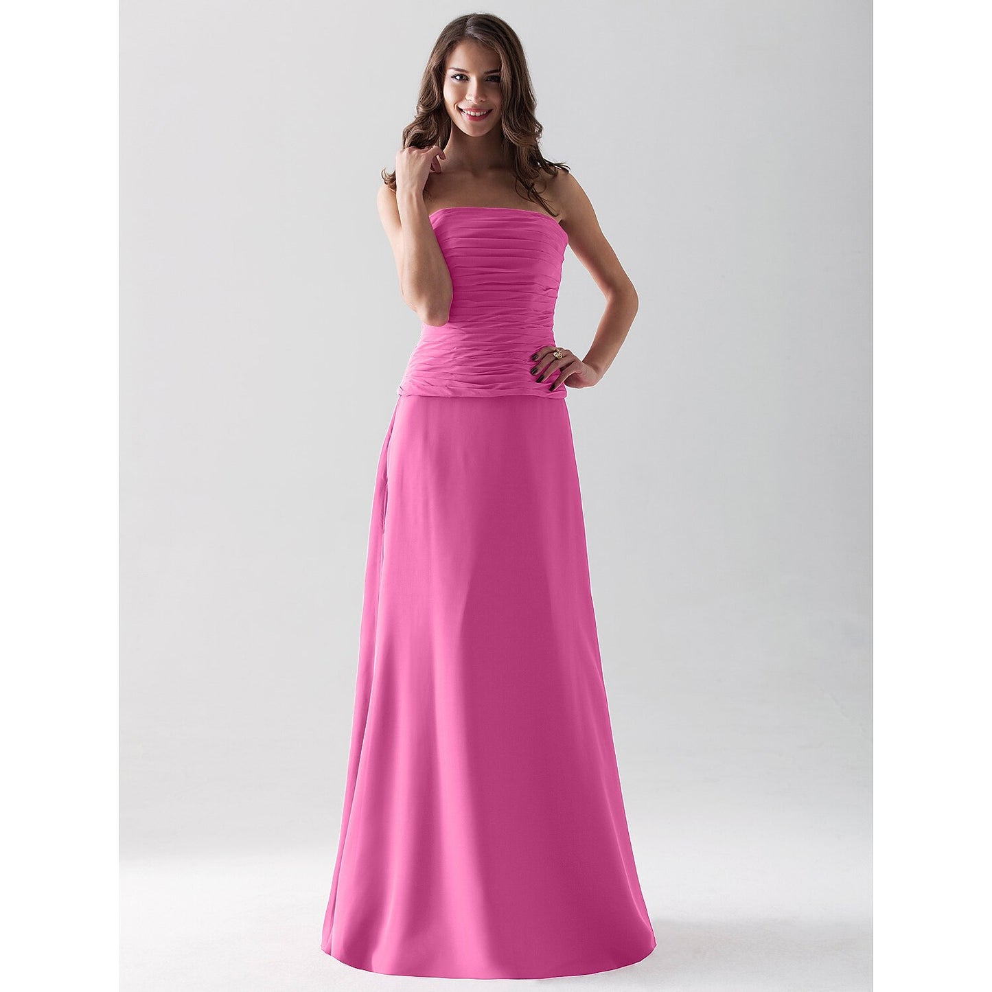 Sheath / Column Bridesmaid Dress Strapless / Straight Neckline Sleeveless Open Back Floor Length Chiffon with Ruched