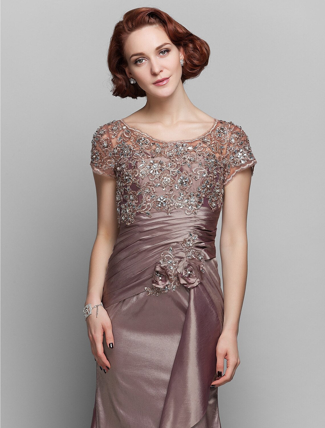 Mermaid / Trumpet Mother of the Bride Dress See Through Scoop Neck Sweep / Brush Train Taffeta Beaded Lace Short Sleeve with Flower