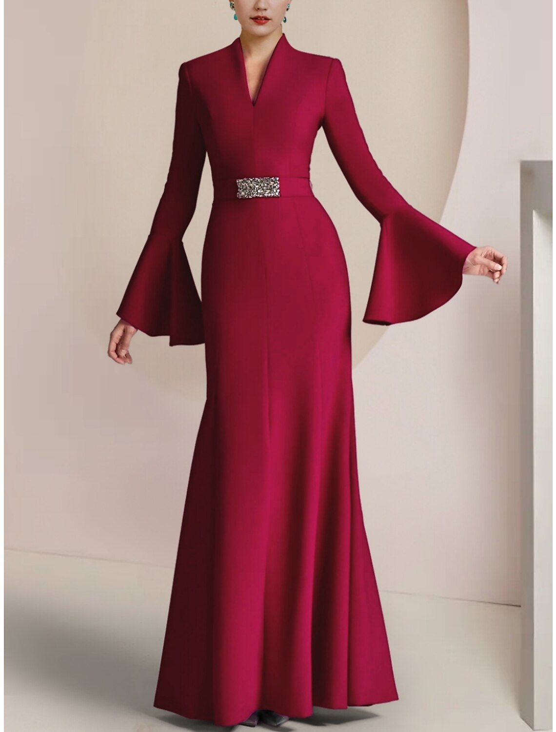 A-Line Mother of the Bride Dress Wedding Guest Party Elegant V Neck Floor Length Stretch Chiffon Long Sleeve with Pleats Crystal Brooch