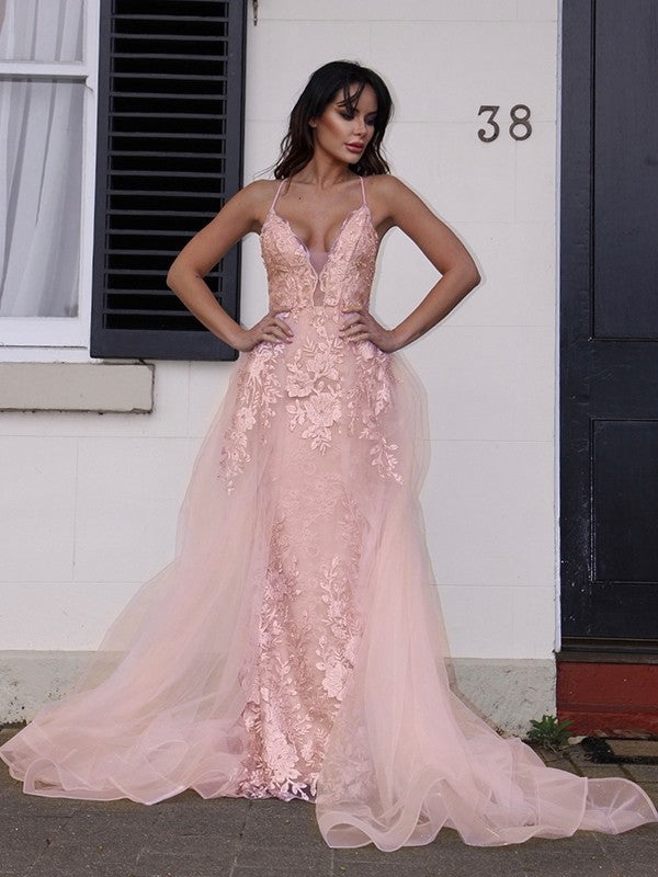 A-Line/Princess Tulle Applique V-neck Sleeveless Sweep/Brush Train Dresses