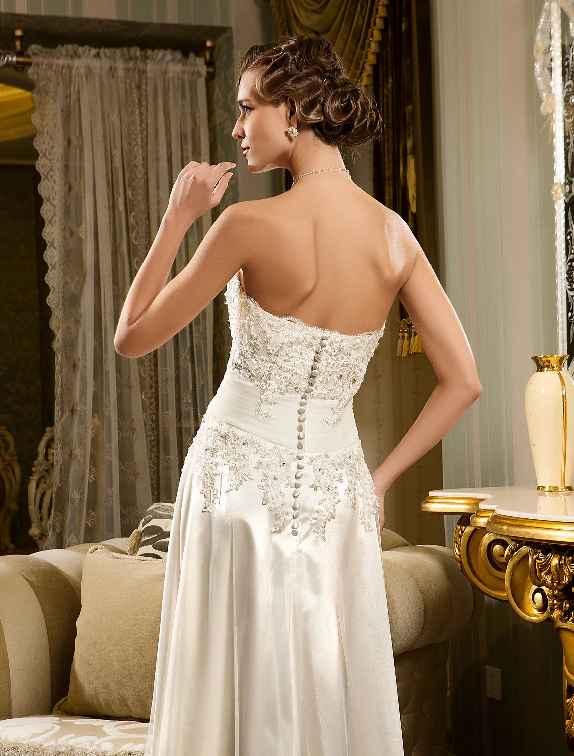 Reception Little White Dresses Wedding Dresses A-Line Sweetheart Strapless Asymmetrical Lace Bridal Gowns With Appliques Button Summer Wedding Party