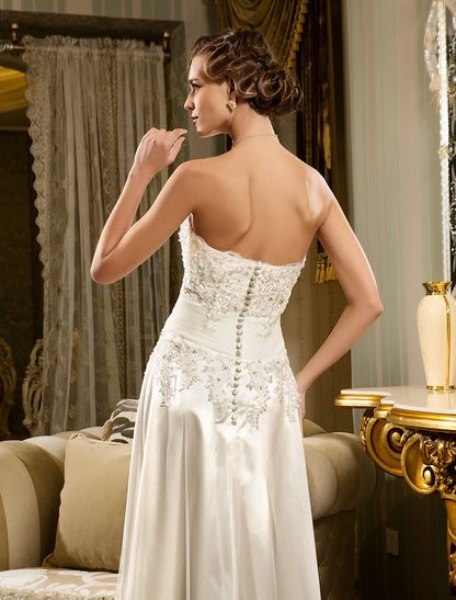 Reception Little White Dresses Wedding Dresses A-Line Sweetheart Strapless Asymmetrical Lace Bridal Gowns With Appliques Button Summer Wedding Party