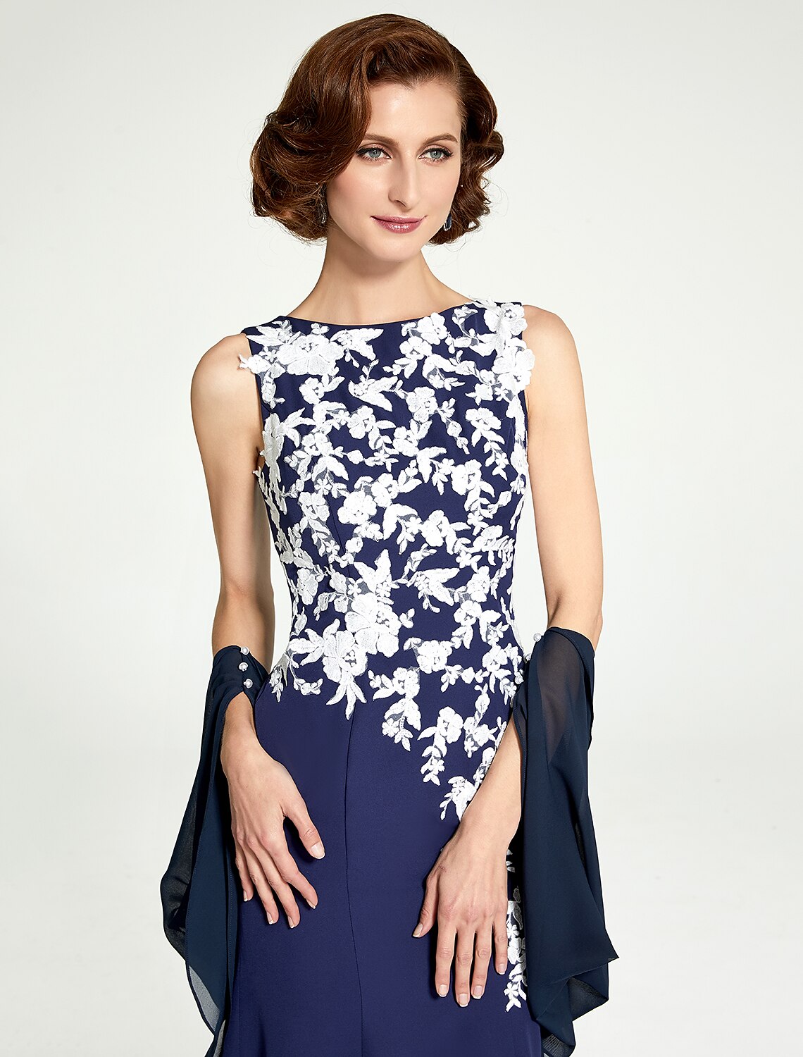 Mermaid / Trumpet Mother of the Bride Dress Jewel Neck Floor Length Chiffon Lace Sleeveless with Lace