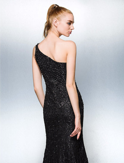Sheath / Column Sparkle & Shine Dress Holiday Cocktail Party Court Train Sleeveless One Shoulder Lace with Beading