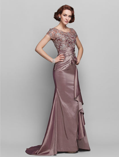 Mermaid / Trumpet Mother of the Bride Dress See Through Scoop Neck Sweep / Brush Train Taffeta Beaded Lace Short Sleeve with Flower