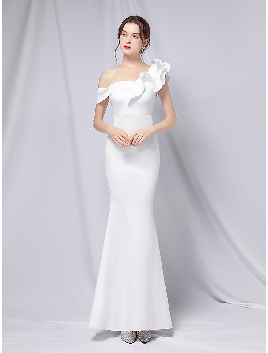Mermaid / Trumpet Evening Gown Empire Dress Wedding Guest Formal Evening Floor Length Short Sleeve One Shoulder Stretch Satin with Ruffles