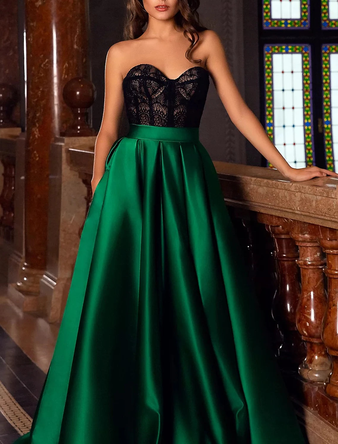 A-Line Evening Gown Vintage Dress Christmas Court Train Sleeveless Sweetheart Pocket Satin with Slit Embroidery Pocket