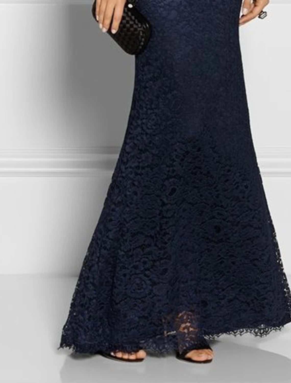 Mermaid / Trumpet Mother of the Bride Dress Wedding Guest Simple Elegant Jewel Neck Floor Length Lace Long Sleeve No with Appliques Solid Color
