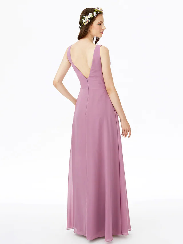 Close-up of the criss-cross pleats on the bodice of the V-neck bridesmaid dress.