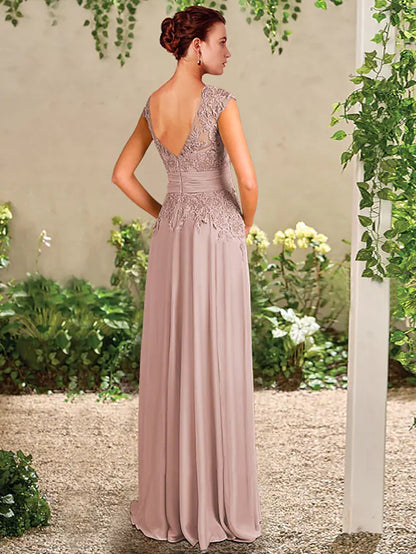 Mother of the Bride Dress Elegant V Neck Floor Length Chiffon Lace Sleeveless with Pleats Appliques