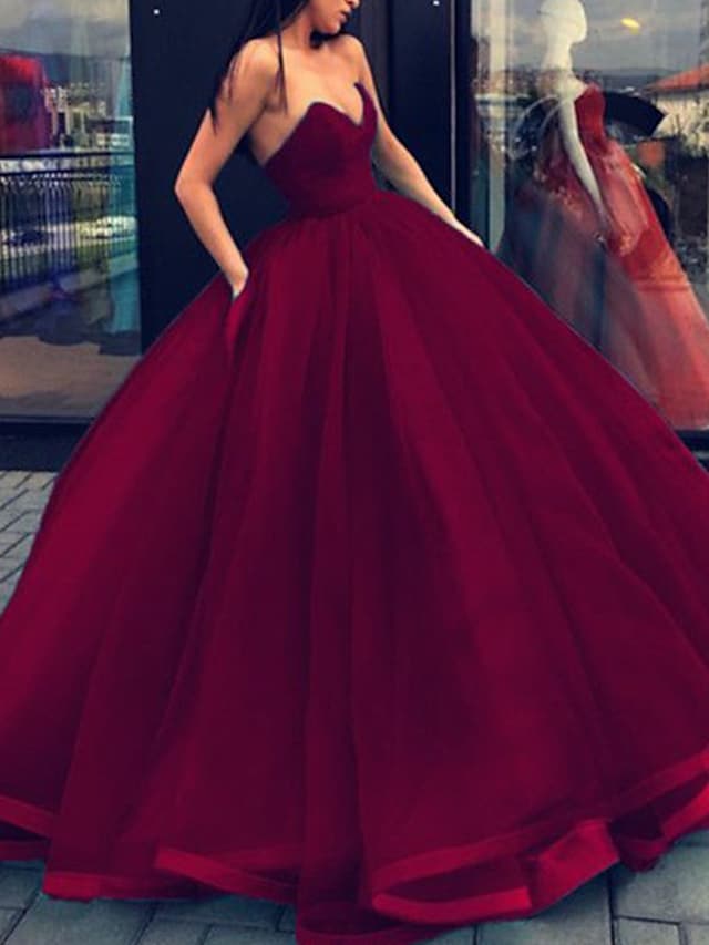 Beautiful Back Elegant  Formal Evening Dress Strapless Sleeveless Floor Length Tulle with Sleek Pleats Tier